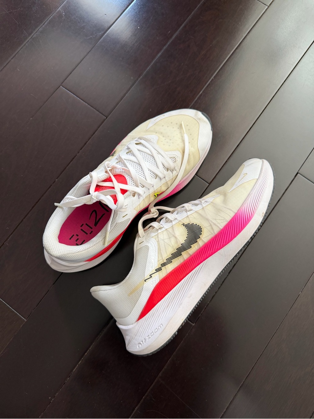 Nike Zoom Winflo 8 Women's Running Shoes - 8.5W